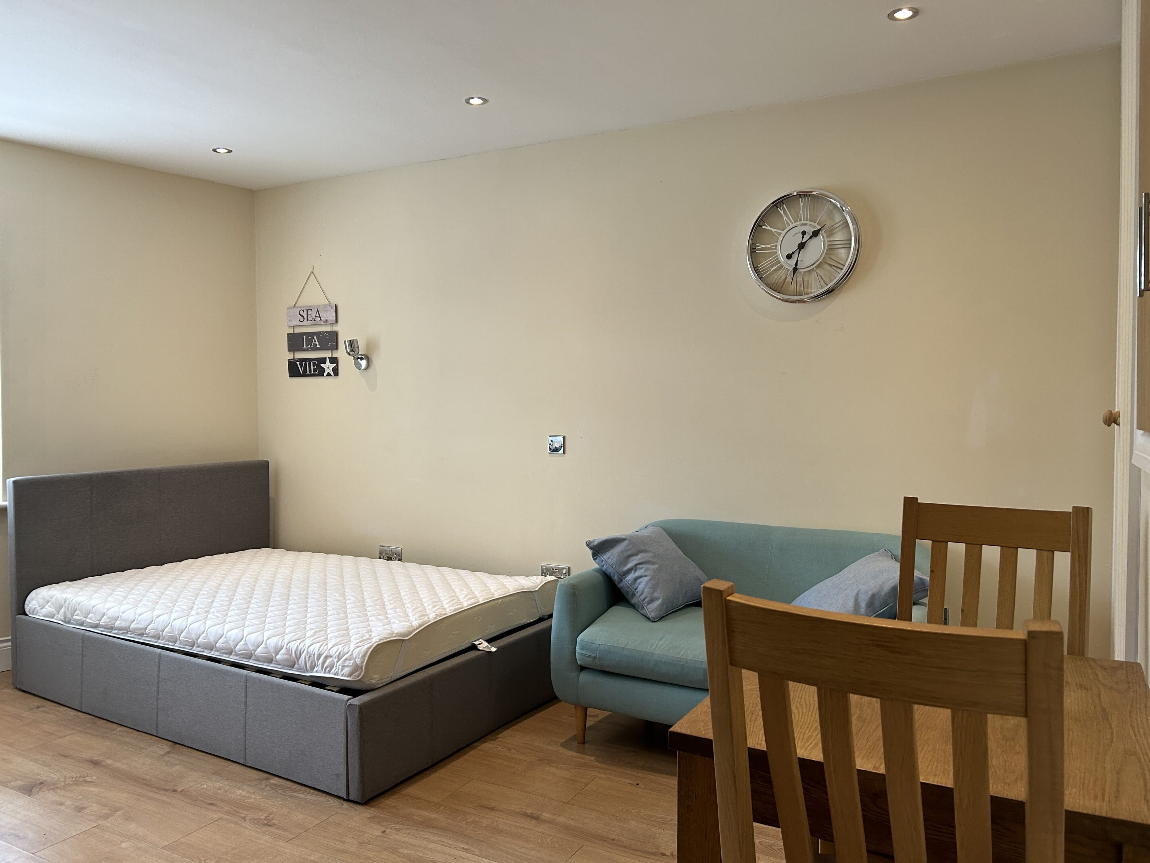 George Street, Caversham, RG4