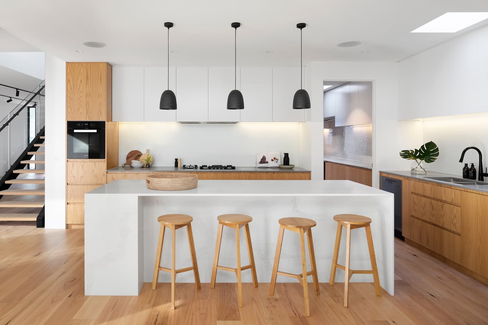 Rental market average price