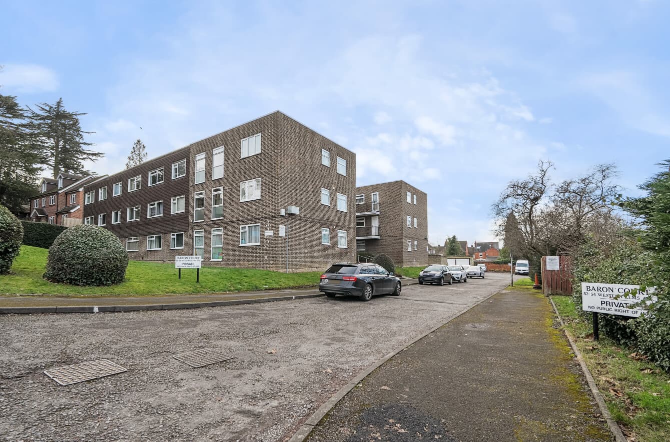 Baron Court, Reading, RG30