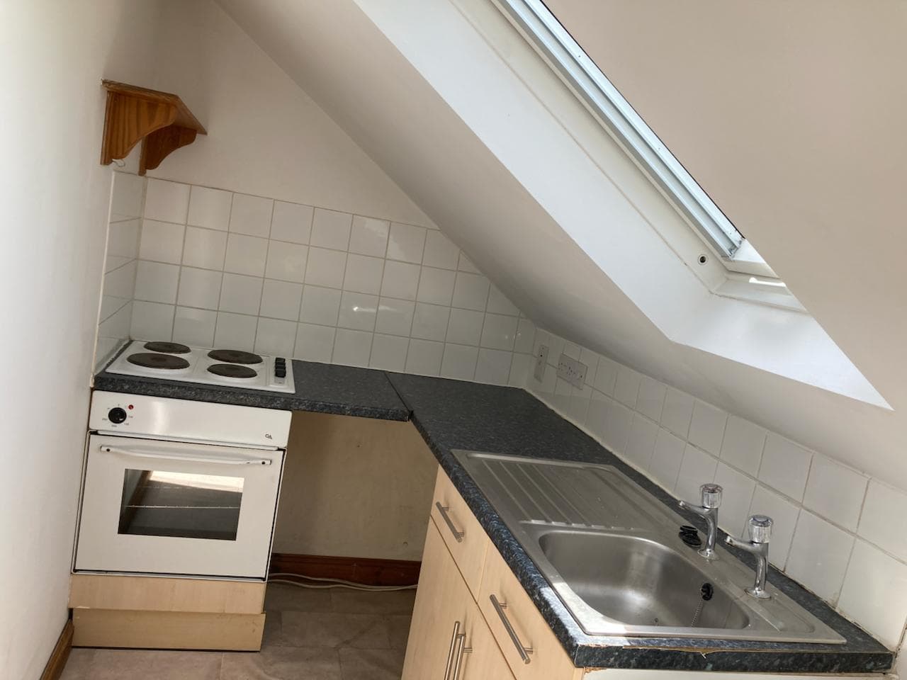 Rosemary Lane, 16 Rosemary Lane, GU17